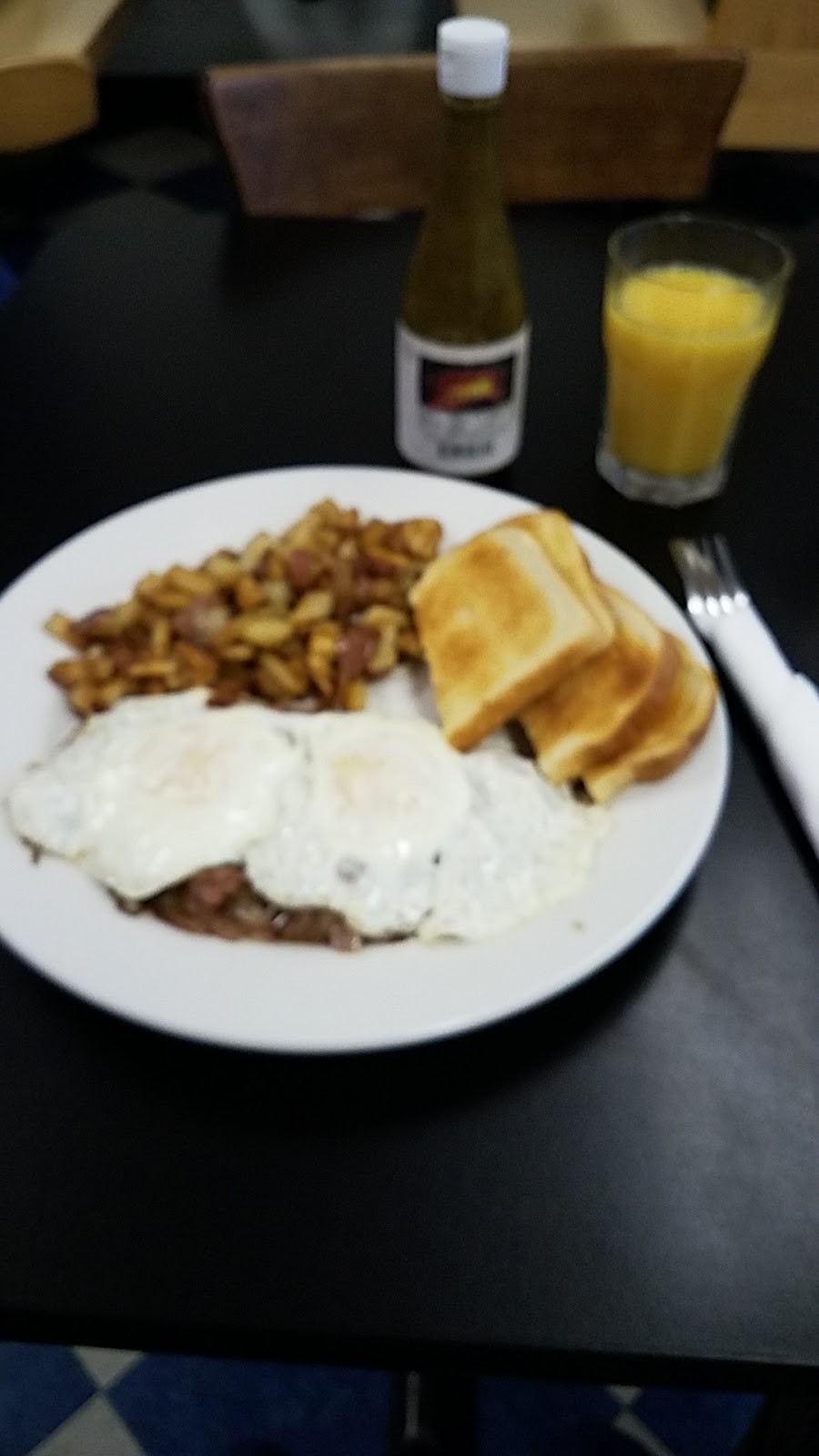 Sehome Diner | 232 36th St, Bellingham, WA 98225, USA | Phone: (360) 738-3311