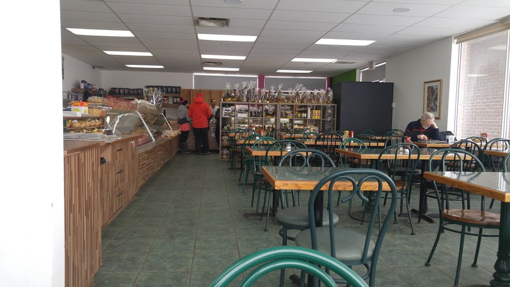 Ramona Tannous Pastry | 3583 Rue de lHêtrière, Saint-Augustin-de-Desmaures, QC G3A 2L4, Canada | Phone: (418) 877-4691