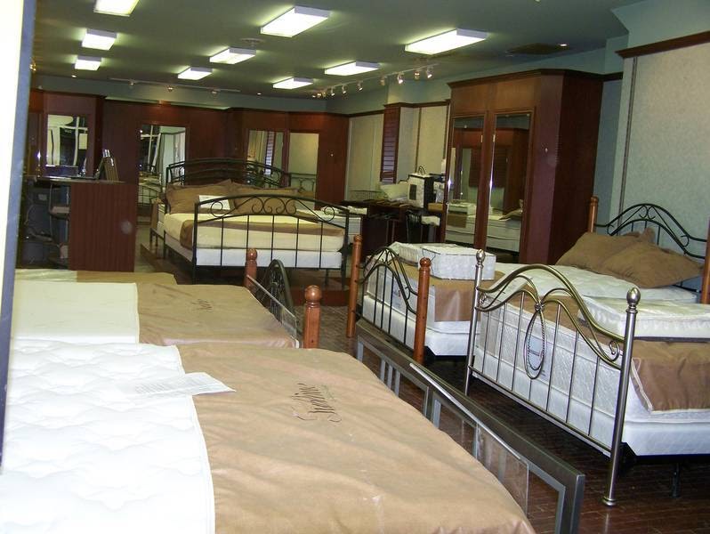 Lits dOr | 6565 Boul St-Laurent, Montréal, QC H2S 3C5, Canada | Phone: (514) 507-8838