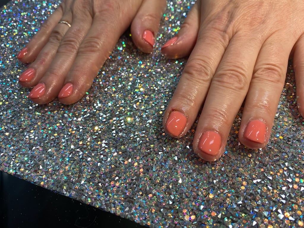Alexandra Esthétique | 16 Westminster Ave N #205, Montreal West, QC H4W 1Y8, Canada | Phone: (514) 910-2125