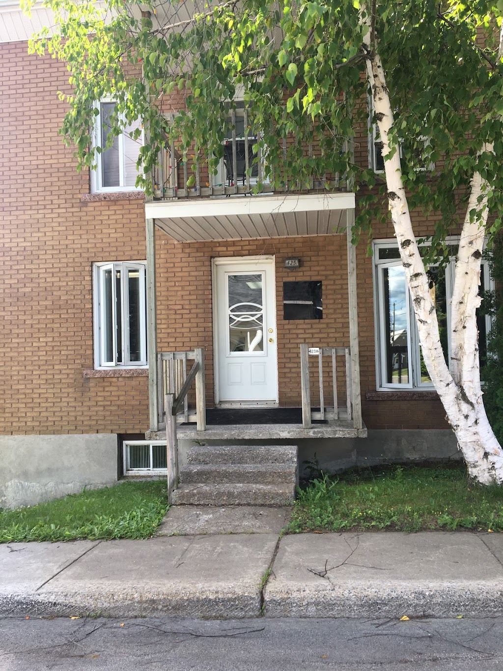 Salon De Coiffure Disy | 423 a Chem. de la Réserve, Chicoutimi, QC G7J 3N8, Canada | Phone: (418) 696-2225