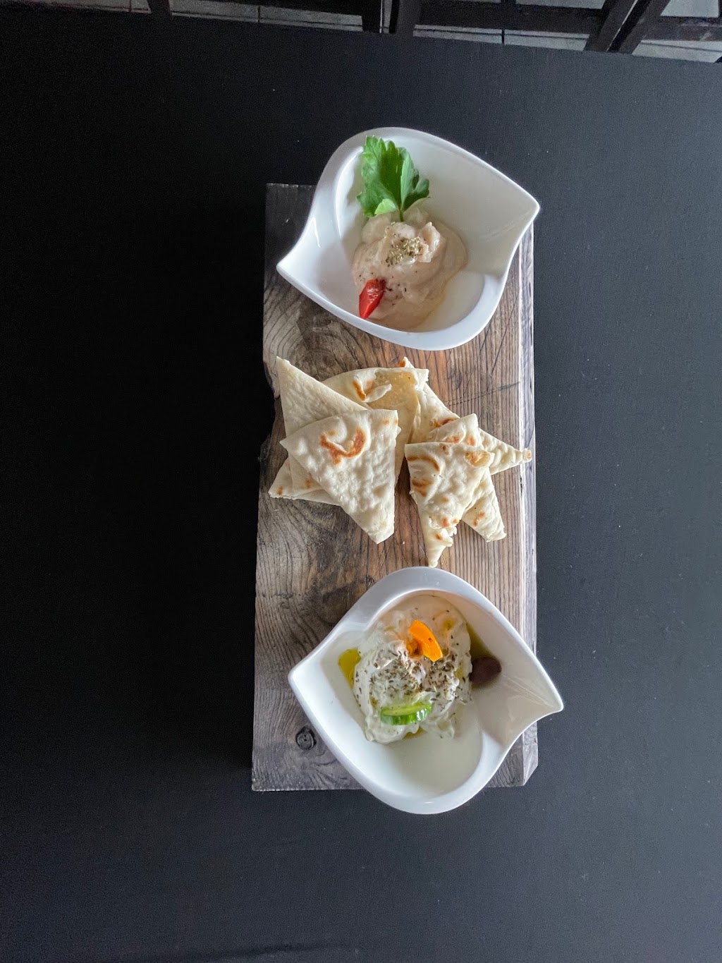 Lorenzo Bar & Grill | 911 Richmond Rd, Ottawa, ON K2A 0G8, Canada | Phone: (613) 820-5040