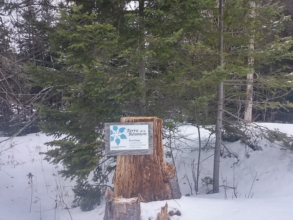 Terre de la Réunion | Chemin de la Réunion, Sainte-Lucie-des-Laurentides, QC J0T 2J0, Canada | Phone: (514) 708-1944