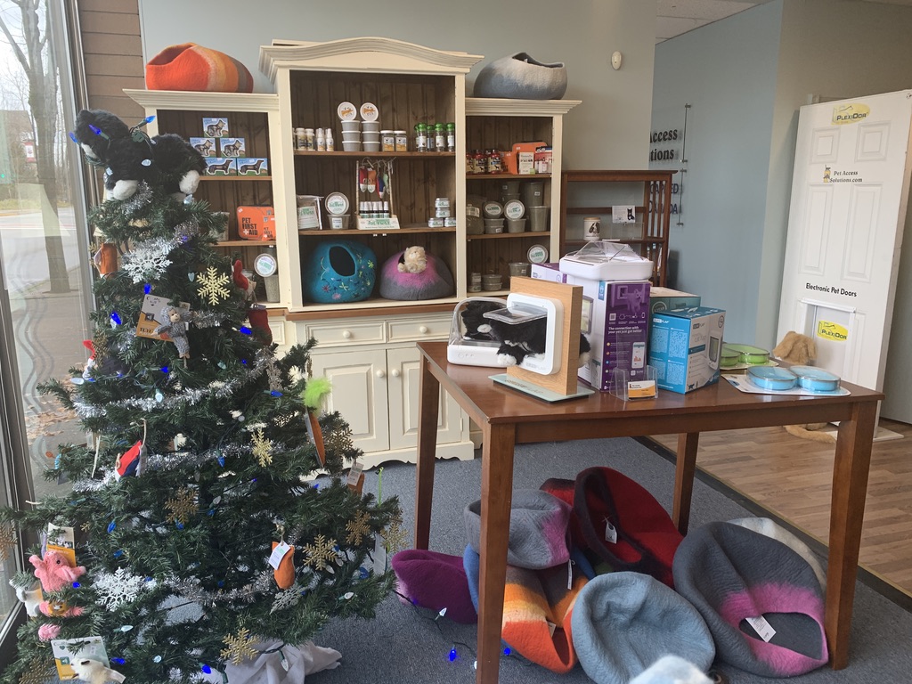 Catnip Cafe | 27306 Fraser Hwy, Aldergrove, BC V4W 3P8, Canada | Phone: (778) 808-7421