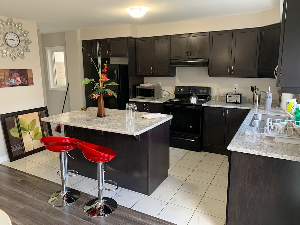 Vipul Bed and Breakfast | Rockbrook Trail, Brampton, ON L7A 4H8, Canada | Phone: (416) 662-4759