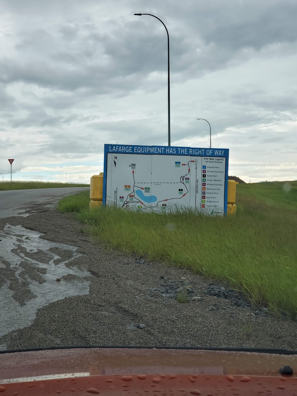 Lafarge Spy Hill | 13012 85 St NW, Calgary, AB T3R 1J3, Canada | Phone: (403) 225-5400