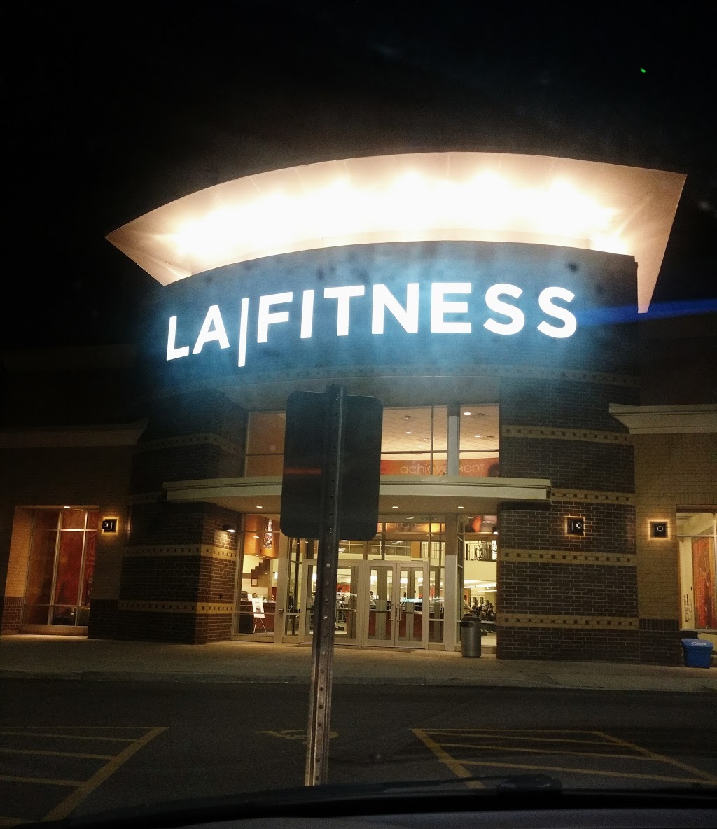 LA Fitness | 1326 Brant St, Burlington, ON L7P 1X8, Canada | Phone: (289) 812-0617