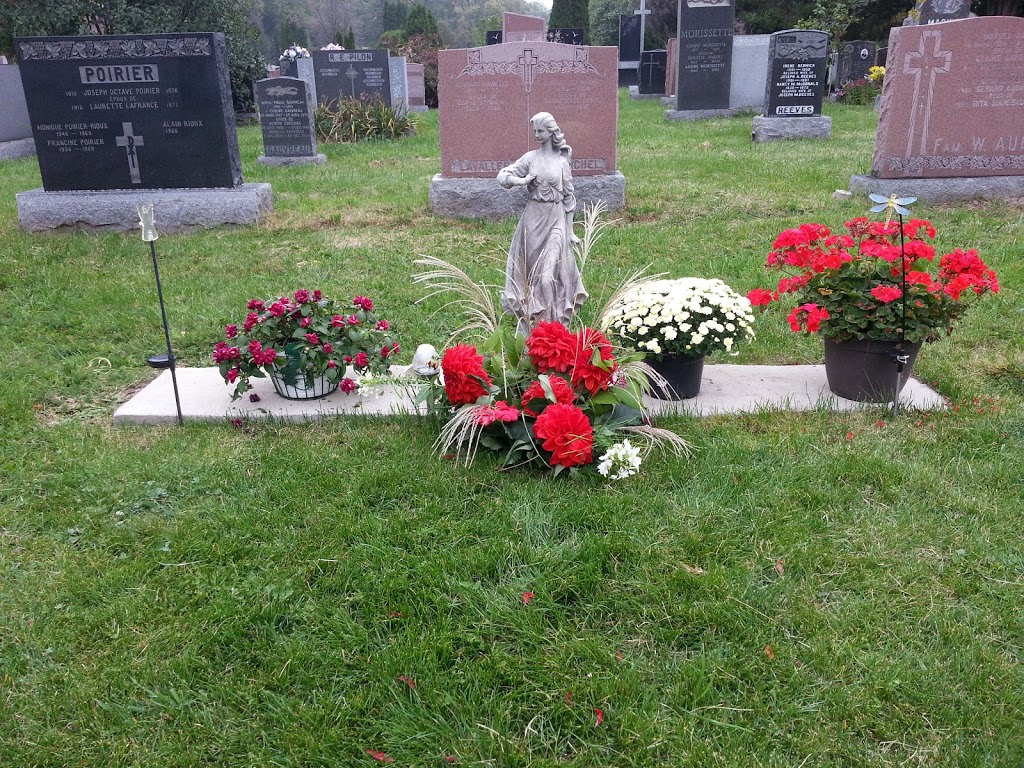 Christopher Ryan Fonseca | cemetery | Côte-Des-Neiges—Notre-Dame-De-Grâce, Montreal, QC H3H 1A1, Canada
