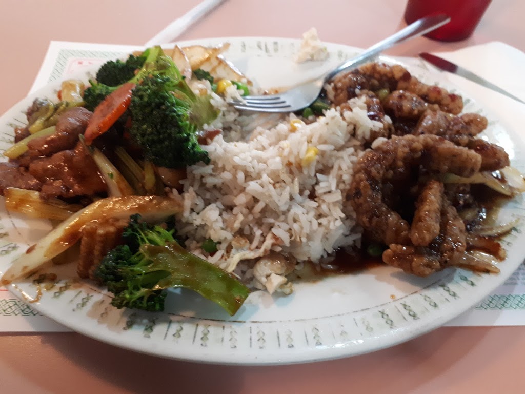 Tasty Village Restaurant | 12524 132 Ave NW, Edmonton, AB T5L 3P9, Canada | Phone: (780) 488-7772