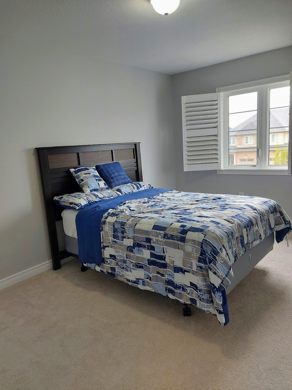 Little Big Painters | 100 Quigley Rd, Hamilton, ON L8K 6J1, Canada | Phone: (905) 928-3176