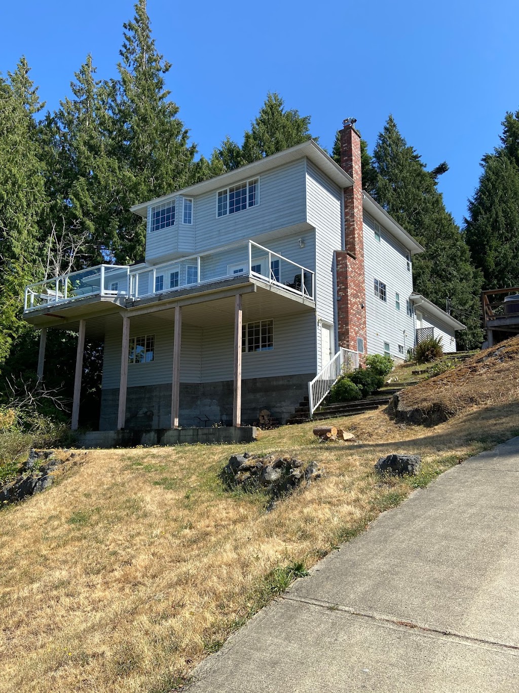 Harrisons Window Washing | 3245 Puffin Pl, Victoria, BC V9C 0G7, Canada | Phone: (778) 676-6274