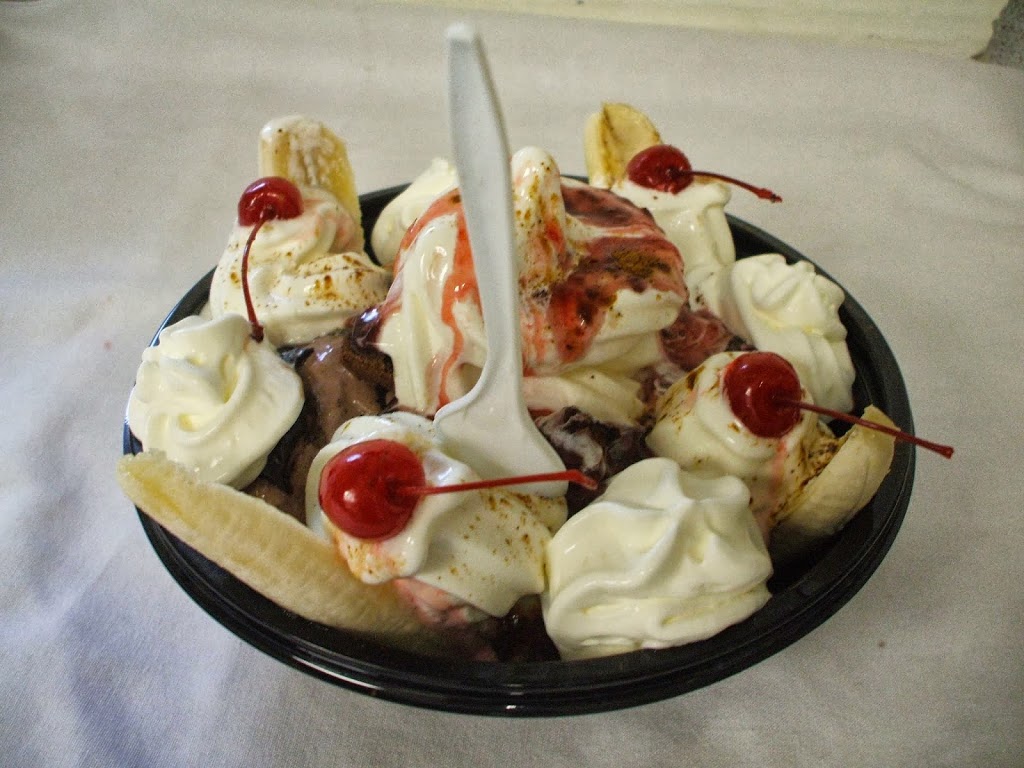 Grandmas Beach Treats | 1014 Mosley St, Wasaga Beach, ON L9Z 2G7, Canada | Phone: (705) 429-2243