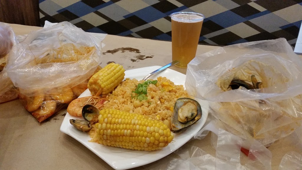 The Captains Boil | 2501 Hampshire Gate #8c, Oakville, ON L6H 6C8, Canada | Phone: (905) 829-0112