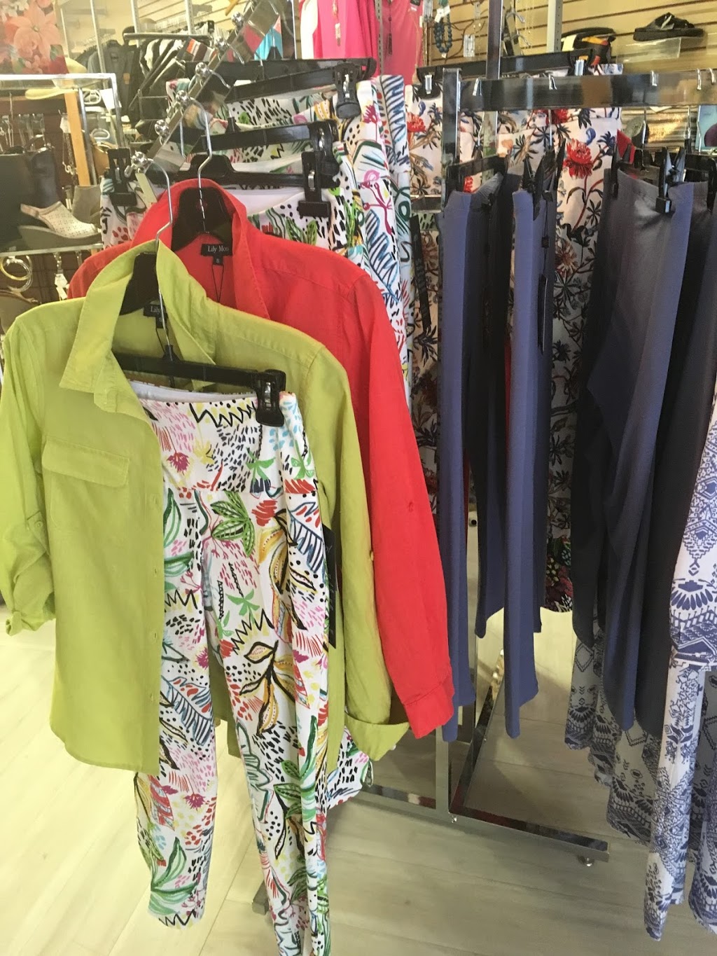 Her Boutique | 30 Front St W, Strathroy, ON N7G 1X4, Canada | Phone: (519) 205-6367