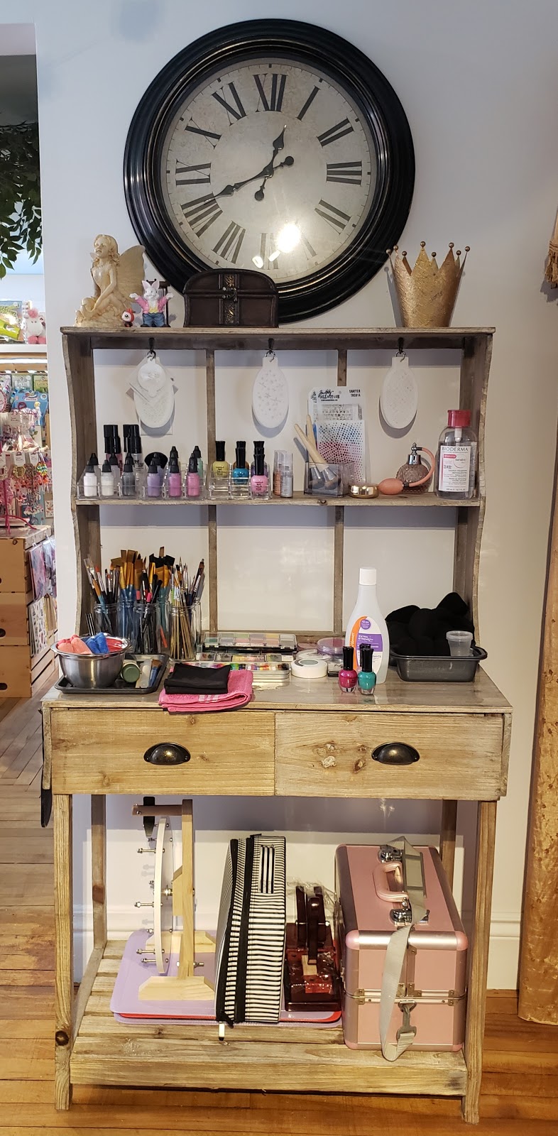 Malicia boutique-atelier | 1318 Avenue Bourgogne, Chambly, QC J3L 1Y2, Canada | Phone: (450) 403-1999