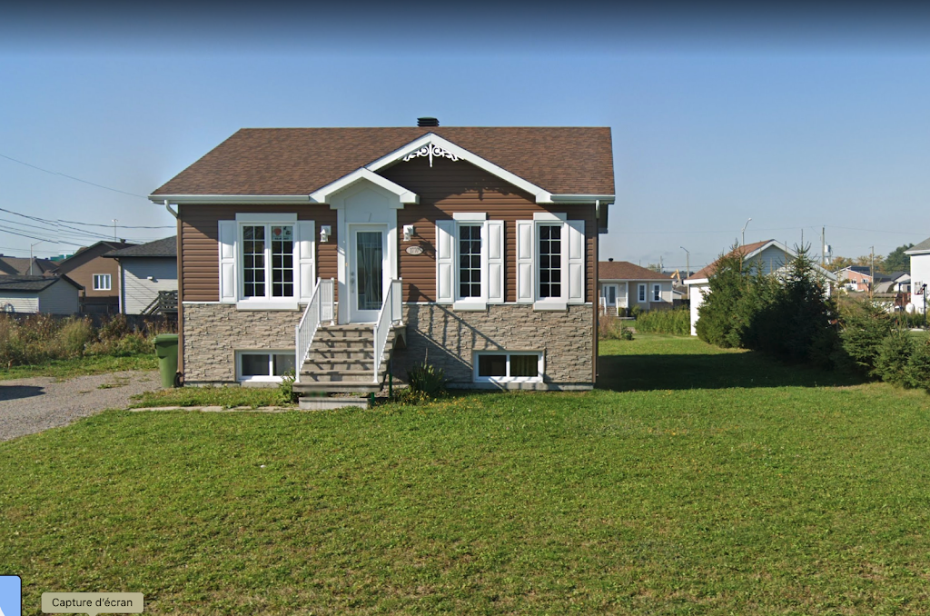 Studio Jen Régis | 1770 Rue Michaël, Chicoutimi, QC G7H 0C7, Canada | Phone: (418) 812-2077