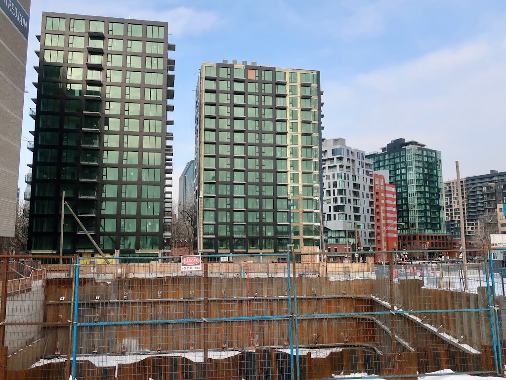 Phase 5 W Griffintown | 1228 Rue des Bassins, Montréal, QC H3C 0W8, Canada | Phone: (514) 700-6403
