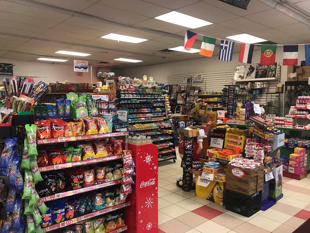 Big Bear Foodmart | 585 Weber St N, Waterloo, ON N2V 1V8, Canada | Phone: (519) 725-8931