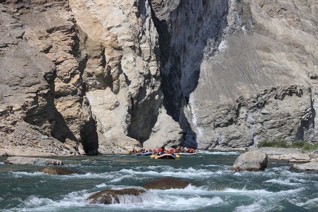 Canyon Raft Company | 491 8 Ave, Fernie, BC V0B 1M0, Canada | Phone: (250) 423-7226