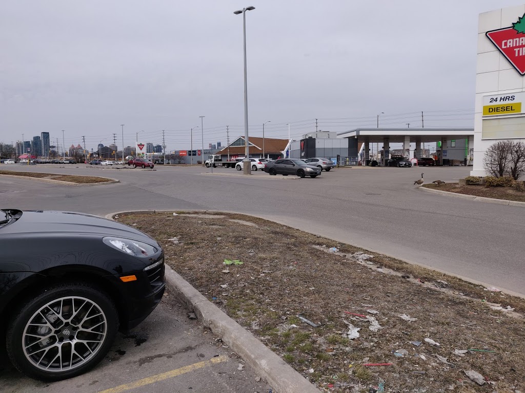 Mavis Car Wash | 715 Dundas St W, Mississauga, ON L5C 3B6, Canada | Phone: (905) 306-7109
