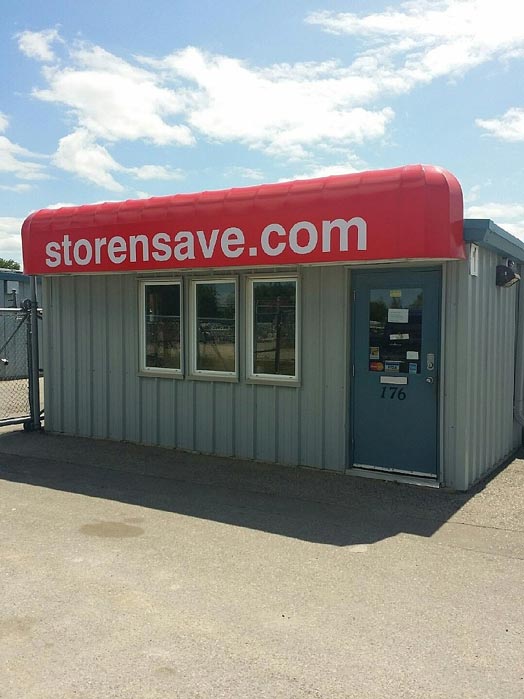 Store-N-Save - Kitchener Alpine | 176 Hayward Ave, Kitchener, ON N2C 2E4, Canada | Phone: (519) 744-9898