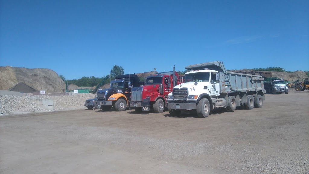 Petries Quality Topsoil Ltd | 4321 Sixth Line, Milton, ON L9T 5S3, Canada | Phone: (905) 842-7645