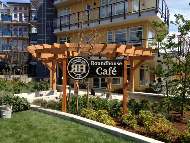 Houston Sign | 502 William St, Victoria, BC V9A 3Y9, Canada | Phone: (250) 385-9993