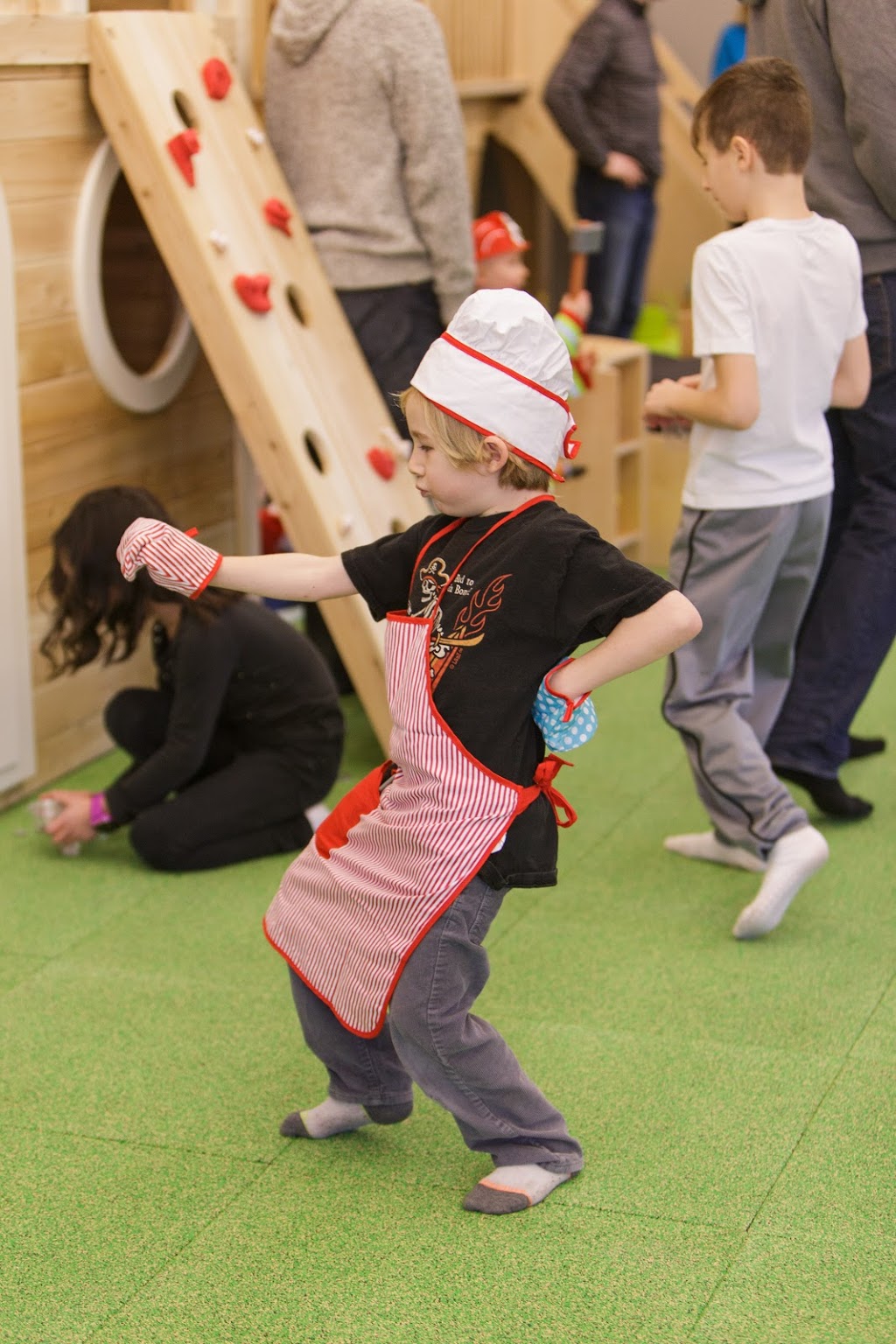 We Play Kids Gym | #1, 3238, King George Blvd, Surrey, BC V4P 1A5, Canada | Phone: (604) 385-2883
