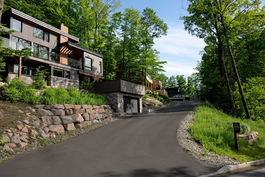 Excavation St-Pierre & Tremblay Inc | 126 Rue Dean, Cowansville, QC J2K 3Y3, Canada | Phone: (450) 266-2100