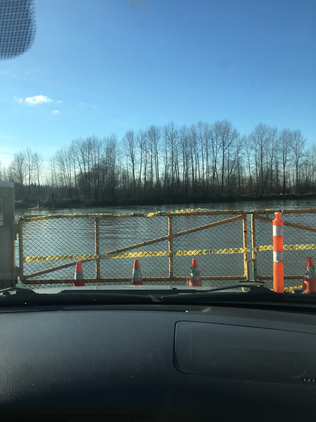 Robert Point Rest Area in Barnston Island Regional Park | Dyke Rd, Surrey, BC V4N, Canada | Phone: (604) 530-4983
