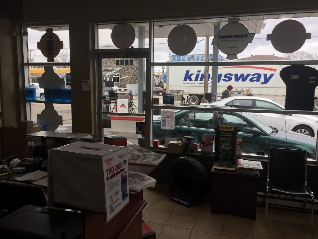Garage Poirier et Fils Inc | 2035 Rue Bellefeuille, Trois-Rivières, QC G9A 3Y7, Canada | Phone: (819) 374-9321