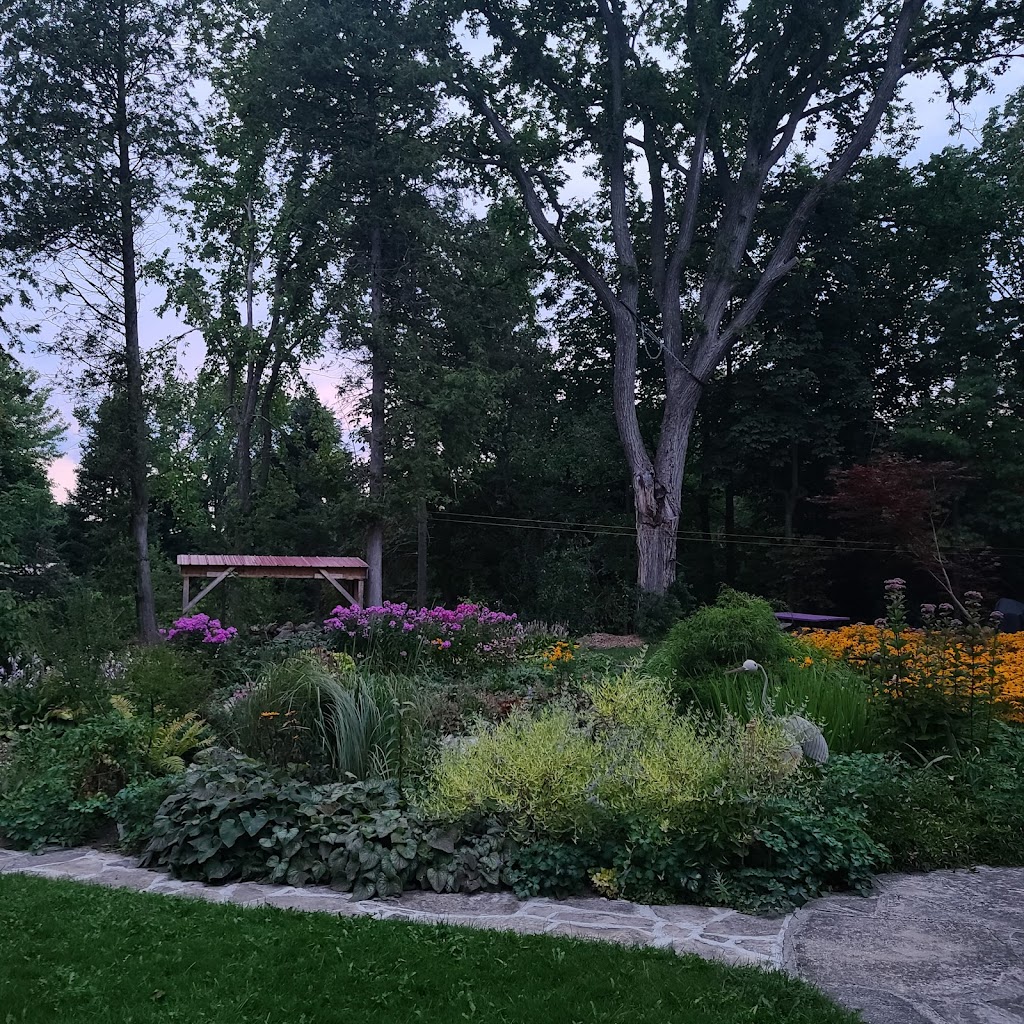 Lionheart Guest House | 89 Main St, Lions Head, ON N0H 1W0, Canada | Phone: (519) 387-2015