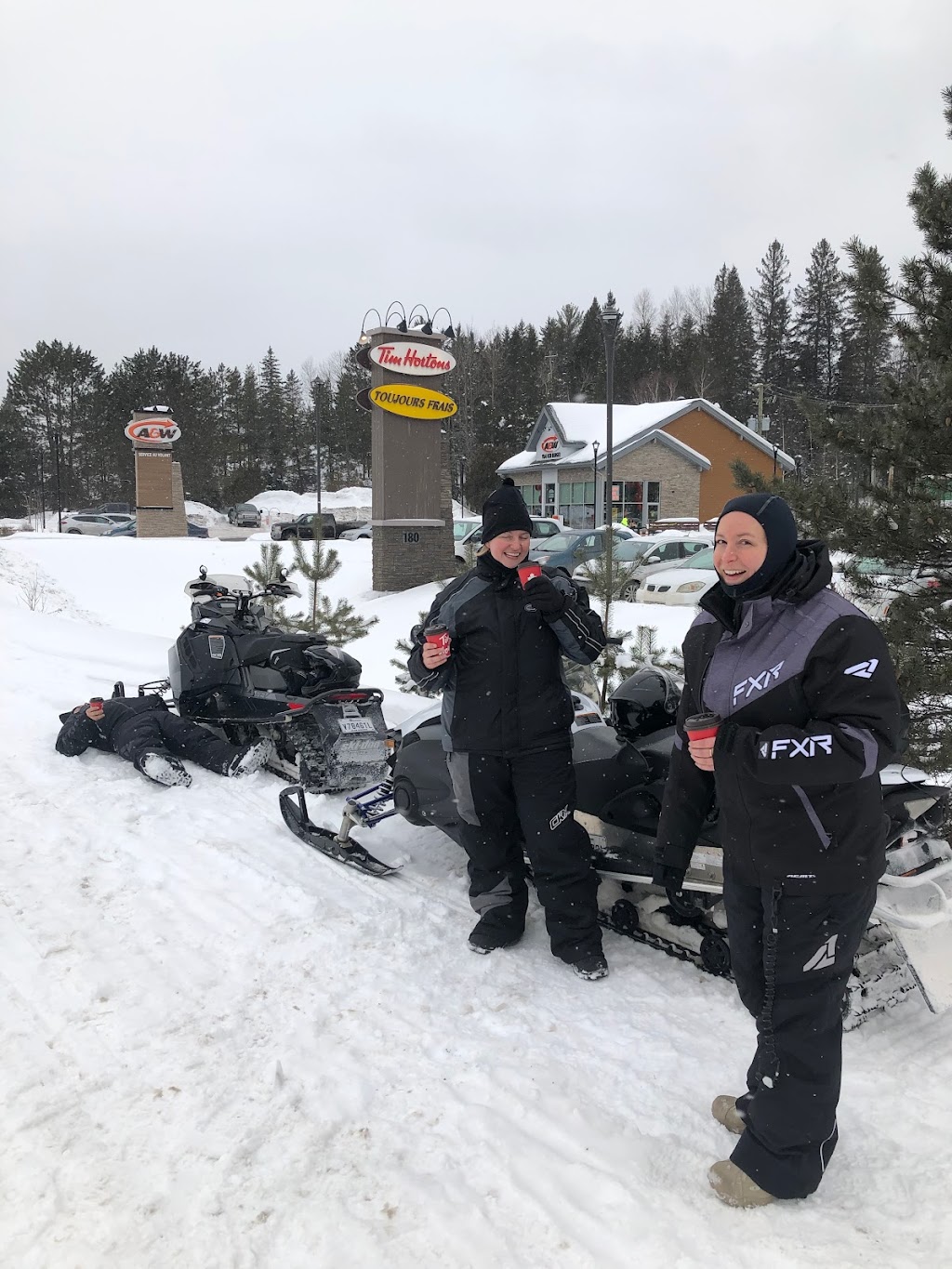 Location Sports Motorisés | 1961 Bd de Sainte-Adèle, Sainte-Adèle, QC J8B 0K1, Canada | Phone: (450) 229-2946