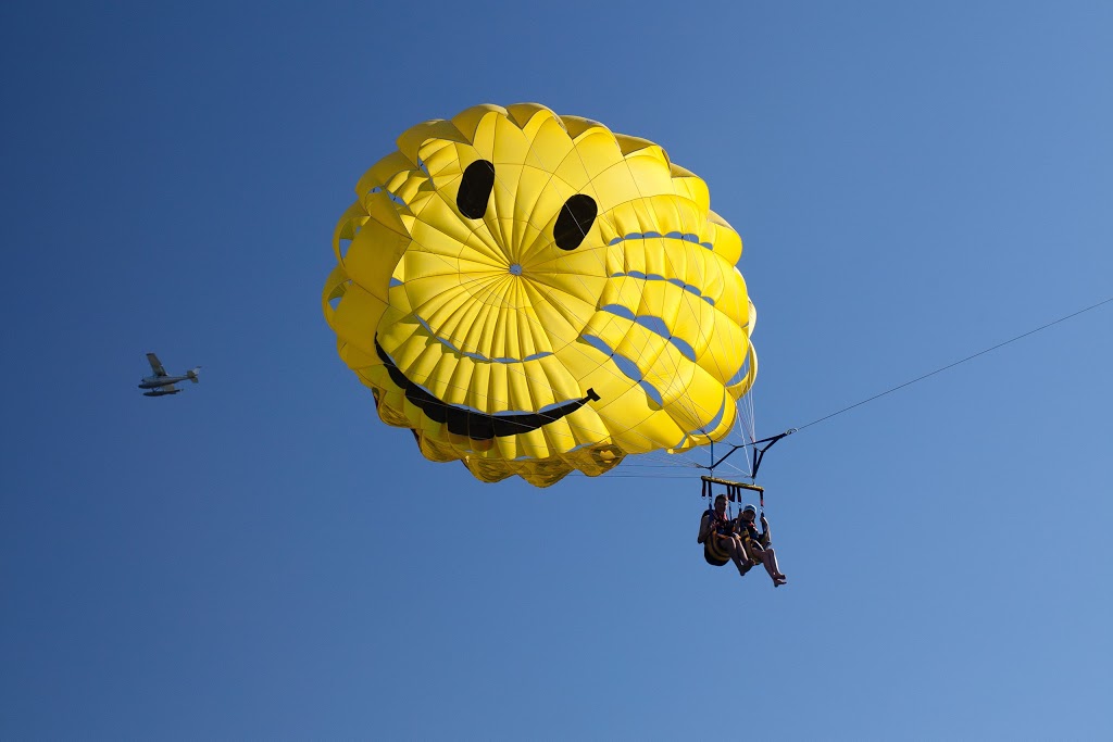 Penticton Parasail | 3895 Lakeside Rd, Penticton, BC V2A 8W3, Canada | Phone: (778) 581-0357