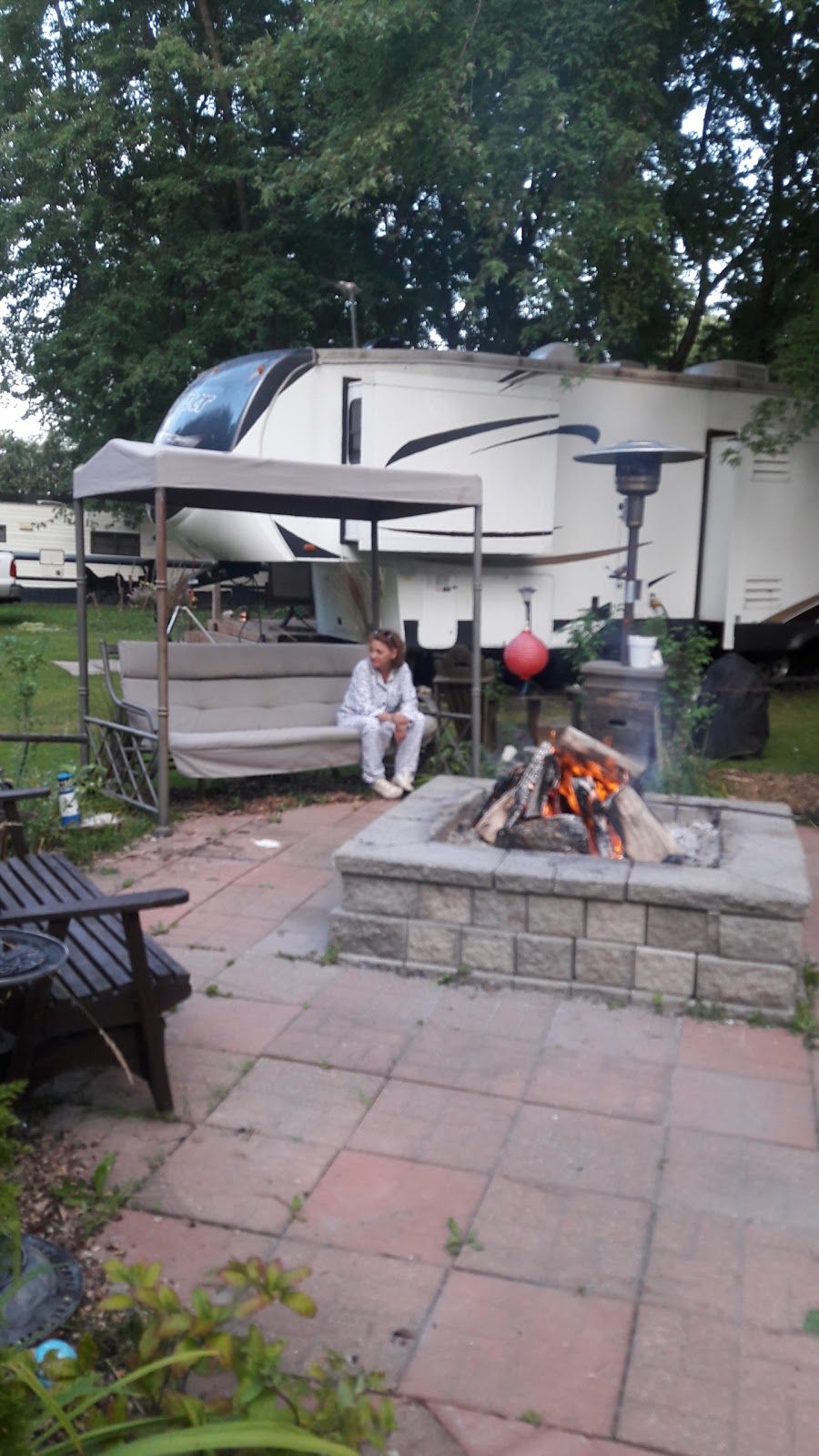 Lyons Little Austria | 137 6th Concession, Burford, ON N0E 1A0, Canada | Phone: (519) 449-5612