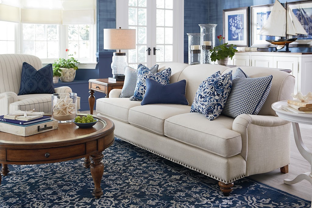 Hampton House Furniture | 9039 Commercial St, New Minas, NS B4N 3E6, Canada | Phone: (877) 515-5051