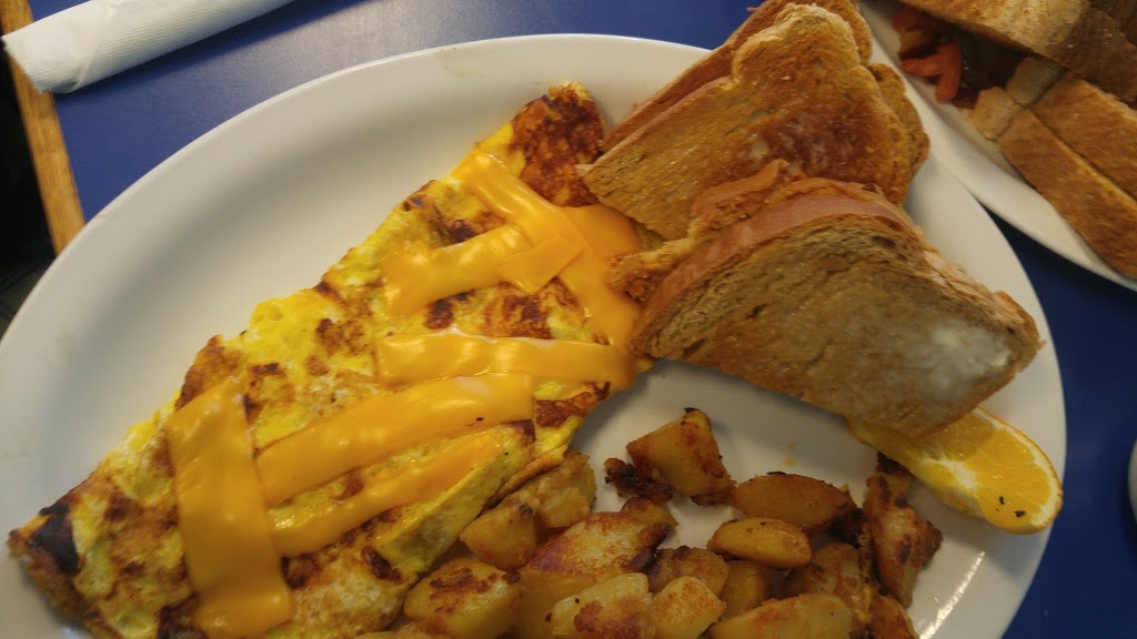 Captain Georges Fish & Chips | 1910 Dundas St E, Whitby, ON L1N 2L6, Canada | Phone: (905) 579-8200