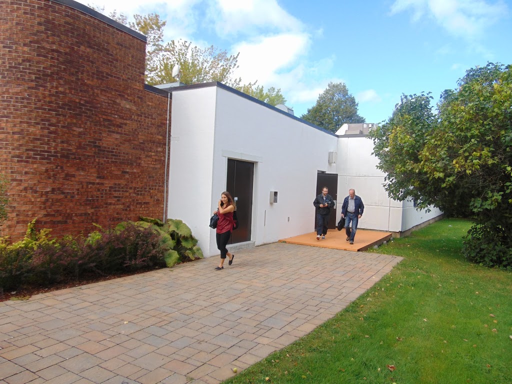 Eglise Evangélique Du Berger | 2620 Rue Darveau, Québec, QC G1P 3V5, Canada | Phone: (418) 845-0682