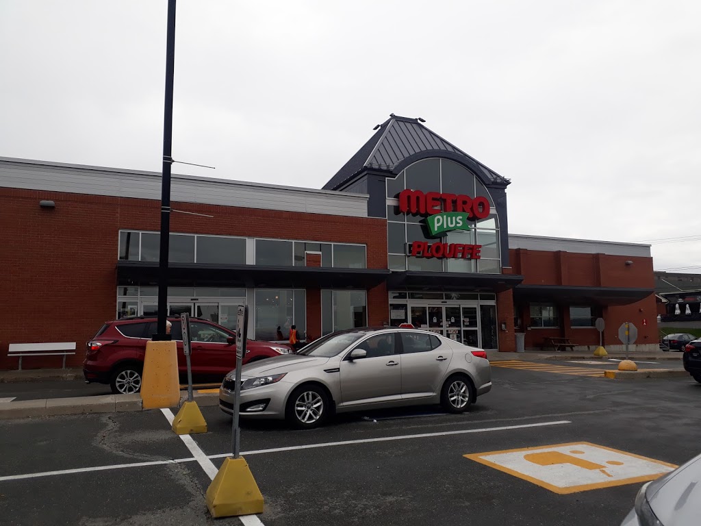 Metro Plus Plouffe King Est | 1175 Rue King E, Sherbrooke, QC J1G 1E6, Canada | Phone: (819) 346-2229