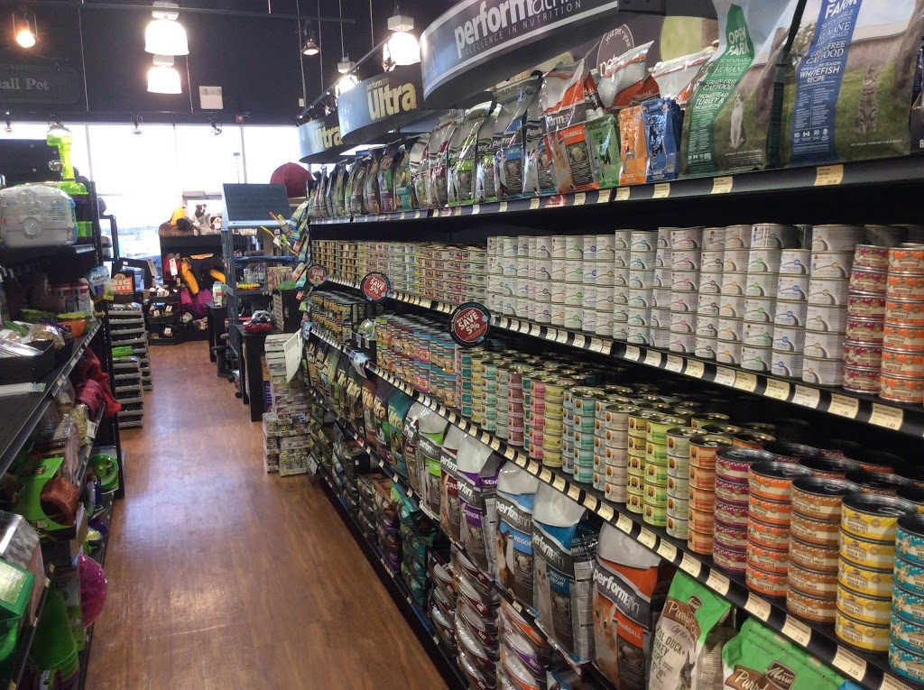 Pet Valu | 105 Southbank Blvd, Okotoks, AB T1S 0G1, Canada | Phone: (403) 995-5744