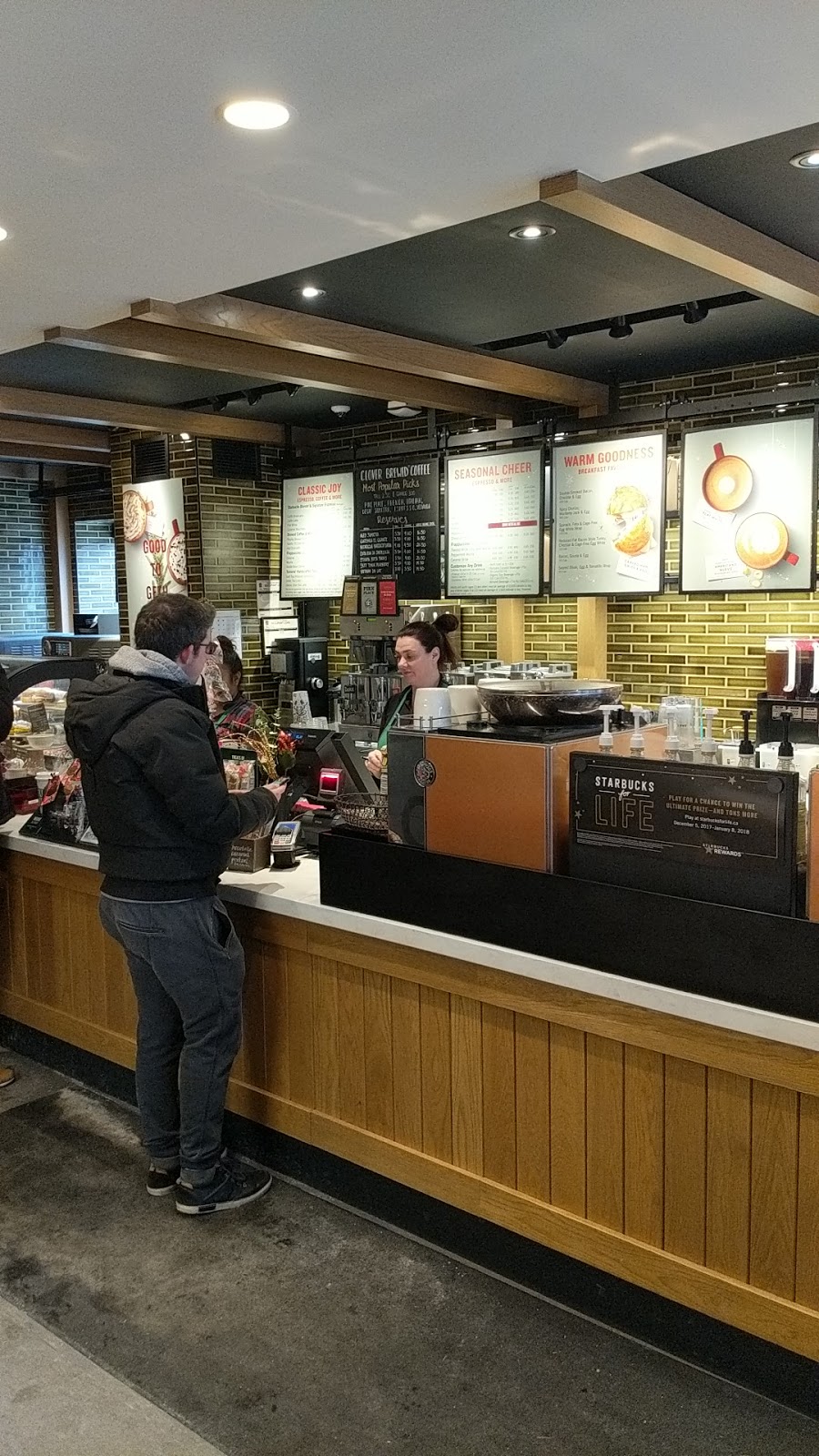 Starbucks | 42 Avenue Rd #1740, North York, ON M5M 3Y6, Canada | Phone: (416) 780-1380