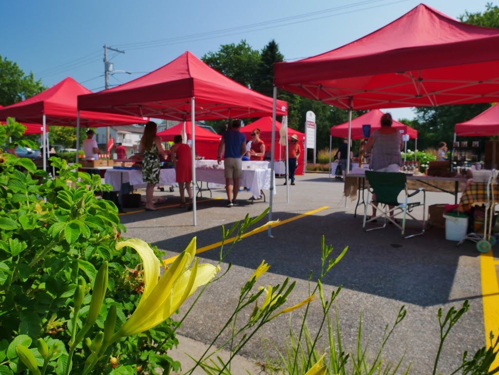 Marché public de Pont-Rouge | 189 Rue Dupont, Pont-Rouge, QC G3H 1N4, Canada | Phone: (418) 925-8098
