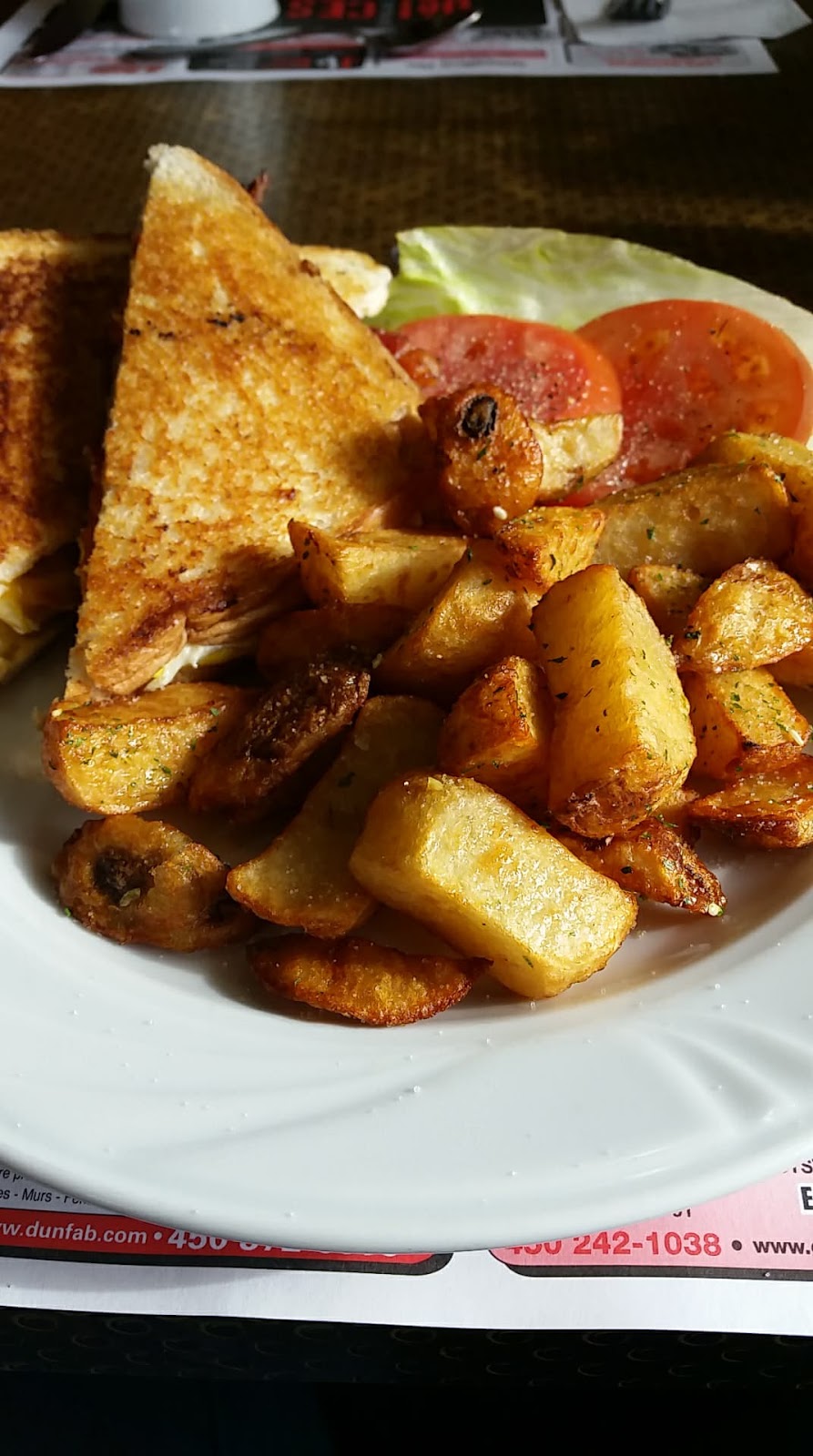 Les Délices du Village | 645A Rue Principale, Saint-Joachim-de-Shefford, QC J0E 2G0, Canada | Phone: (450) 539-1010