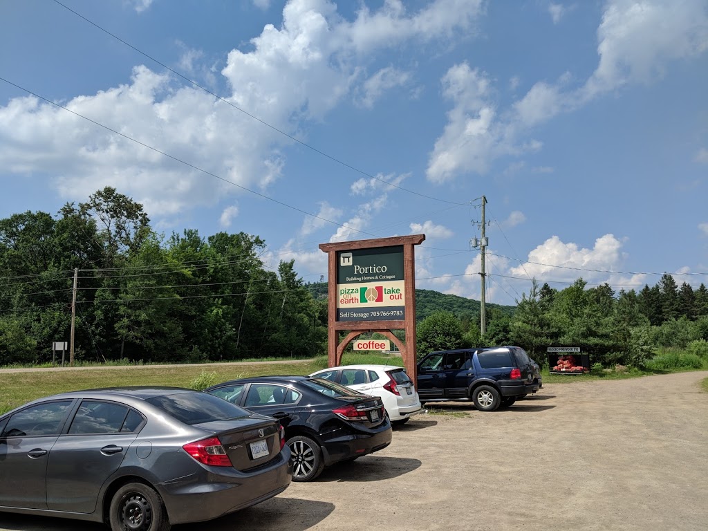 Pizza On Earth | 1009 Clan MacKay Rd, Dorset, ON P0A 1E0, Canada | Phone: (705) 349-8827