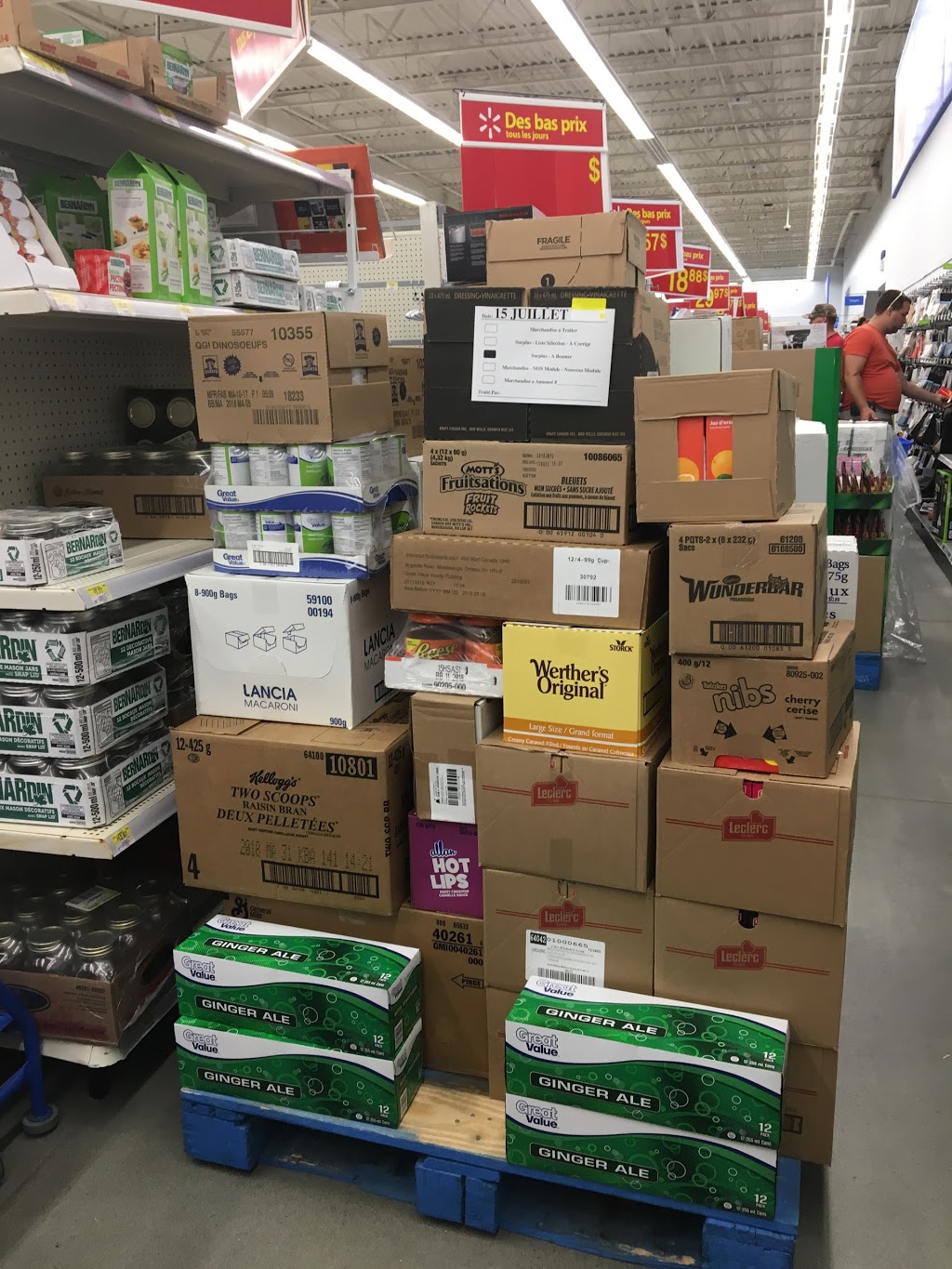 Walmart Carleton Place Supercentre | 450 McNeely Ave, Carleton Place, ON K7C 0A6, Canada | Phone: (613) 253-1319