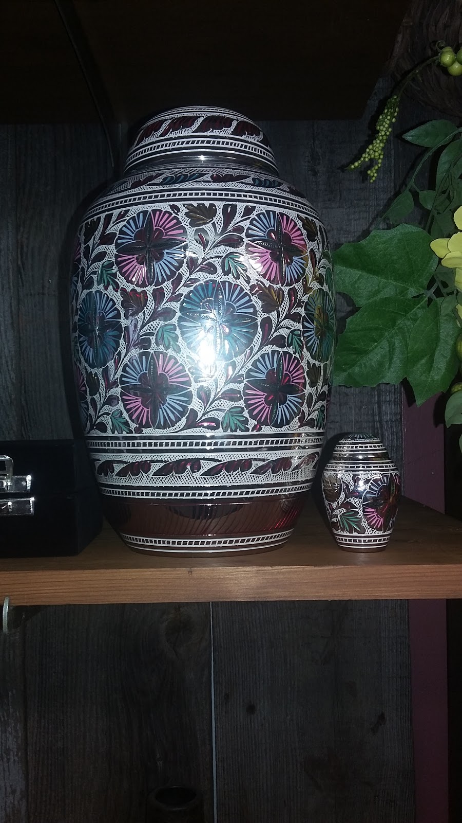 Fleuriste Farnham Enrg | 41 Rue Principale E, Farnham, QC J2N 1L2, Canada | Phone: (450) 293-5781