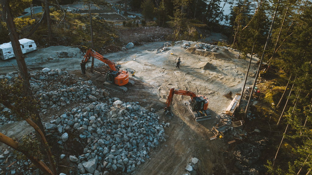 H&H Developments | 7311 Beau Rd, Sechelt, BC V0N 3A8, Canada | Phone: (604) 989-1745