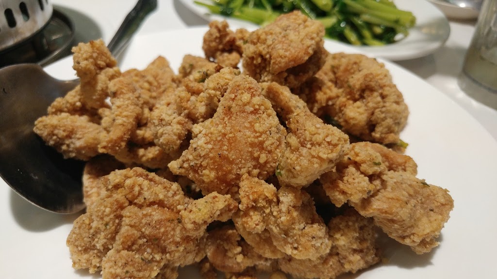 Kalvins Szechuan Restaurant | 5225 Victoria Dr, Vancouver, BC V5P 3V4, Canada | Phone: (604) 321-2888