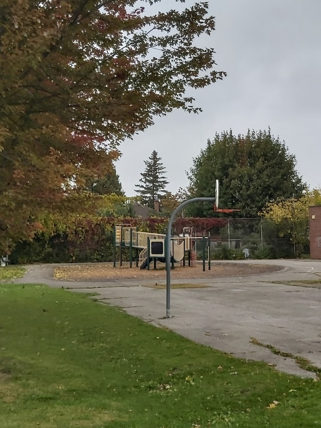 Harwood Public School | school | 50 Leigh St, York, ON M6N 3X3, Canada | 4163942350 OR +1 416-394-2350