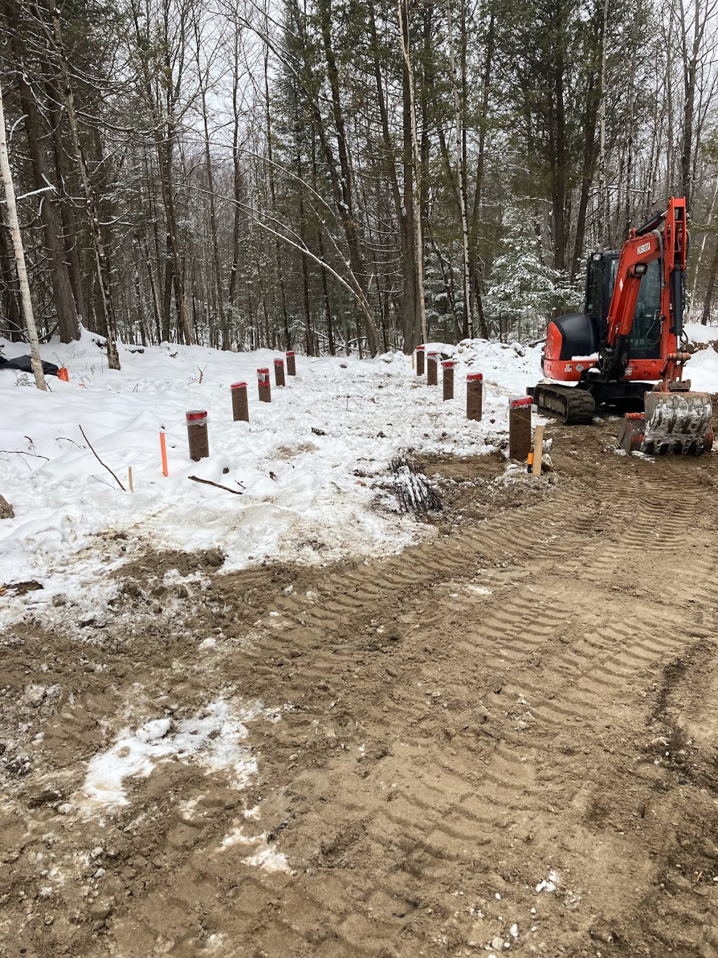 Earth and Iron Excavating Inc | 395 Christie Lake Rd, Perth, ON K7H 3C6, Canada | Phone: (613) 812-3353